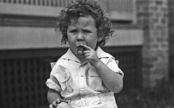 Hand-Rolled Cigars: Because Nothing Says Sophistication Like Inhaling a Leaf Burrito